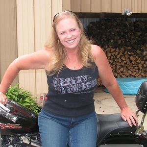 Meet your Posher, Dana